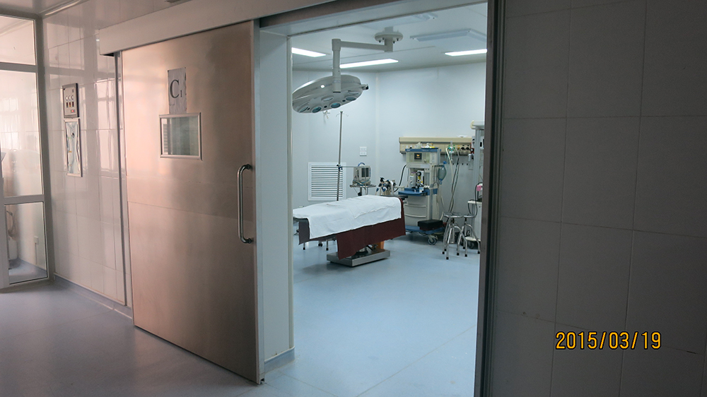 Cửa Bệnh Viện_03